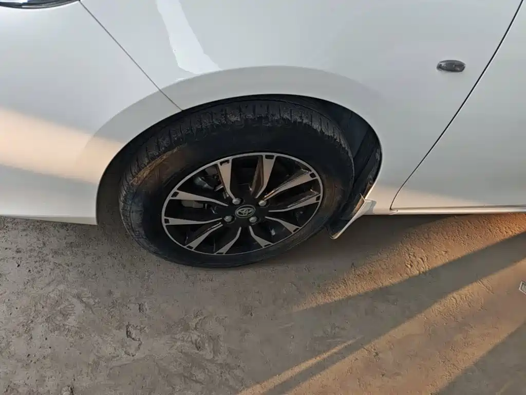 Toyota Vios FS 2022 — фото 23