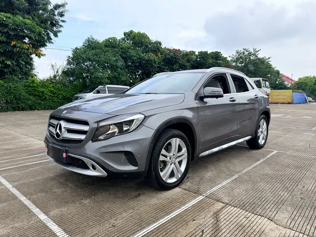 Mercedes-Benz GLA 2015 — фото 1