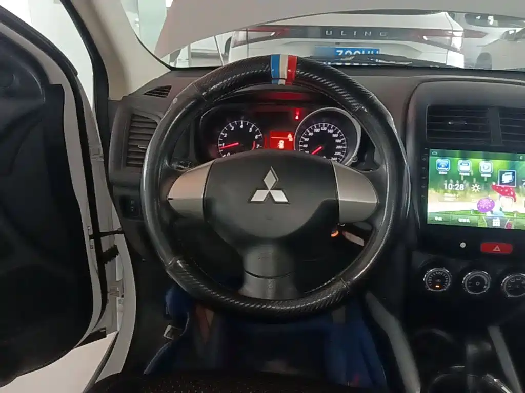 Mitsubishi ASX 2018 — фото 11