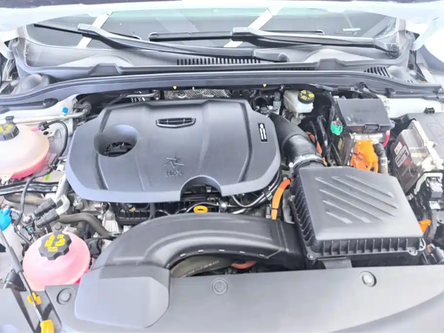 Geely L HiP 2023 — фото 10