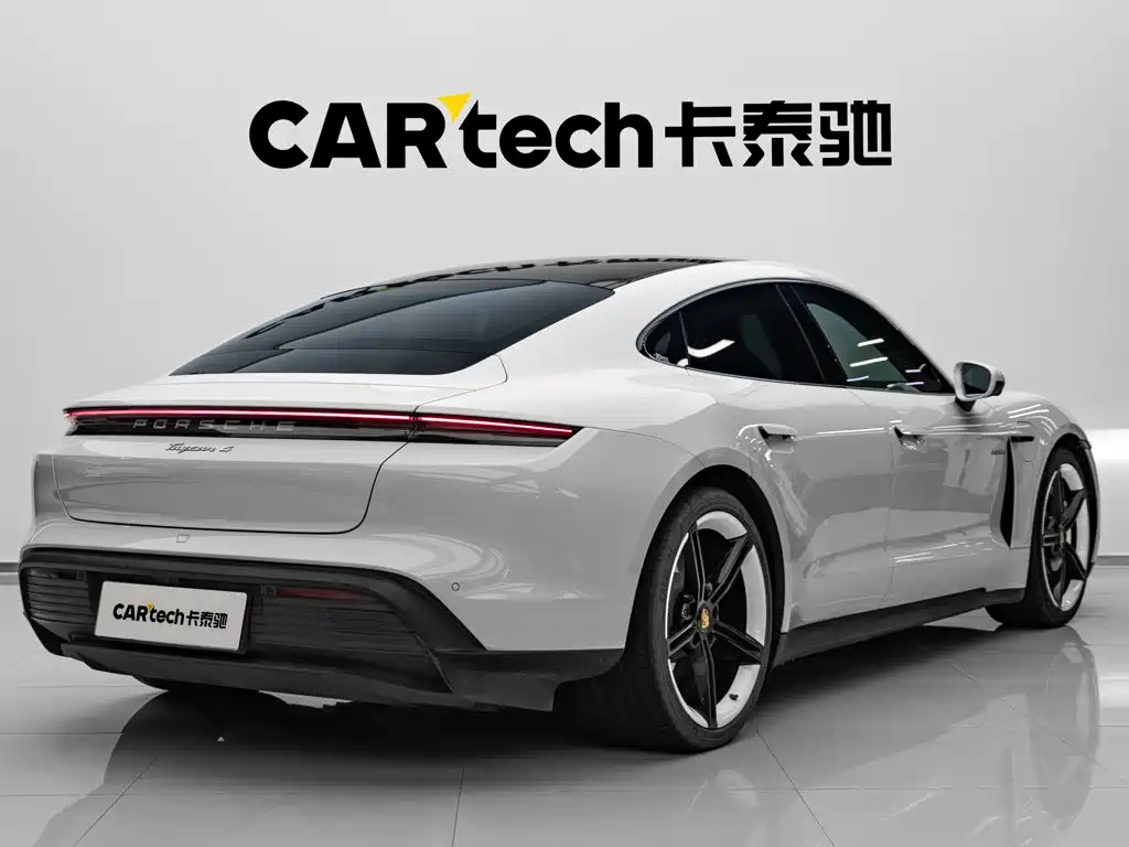Porsche Taycan 2021 — фото 7