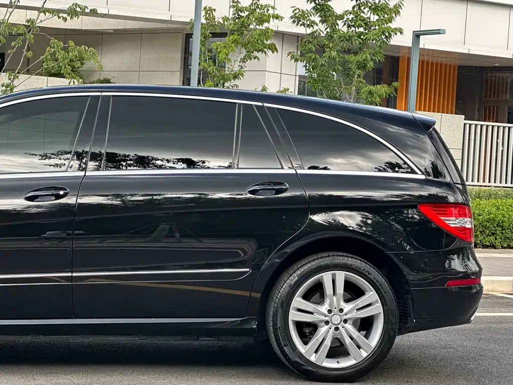 Mercedes-Benz R-Class 2018 — фото 5