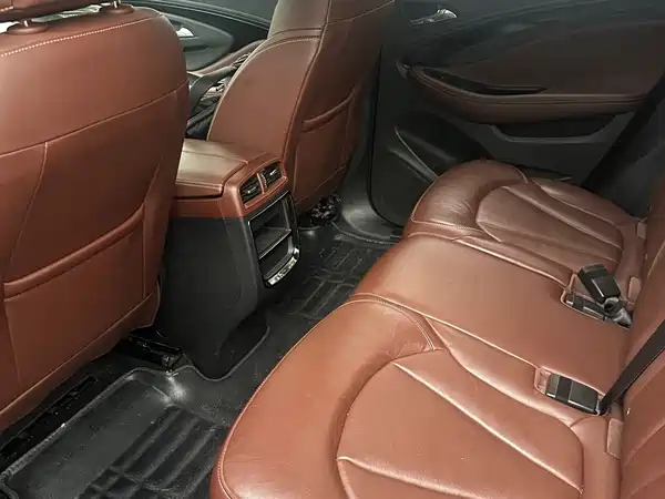 Buick Envision Plus 2018