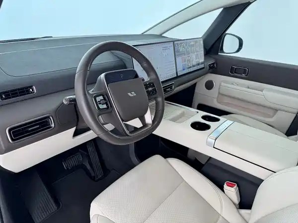 Li Auto MEGA 2024