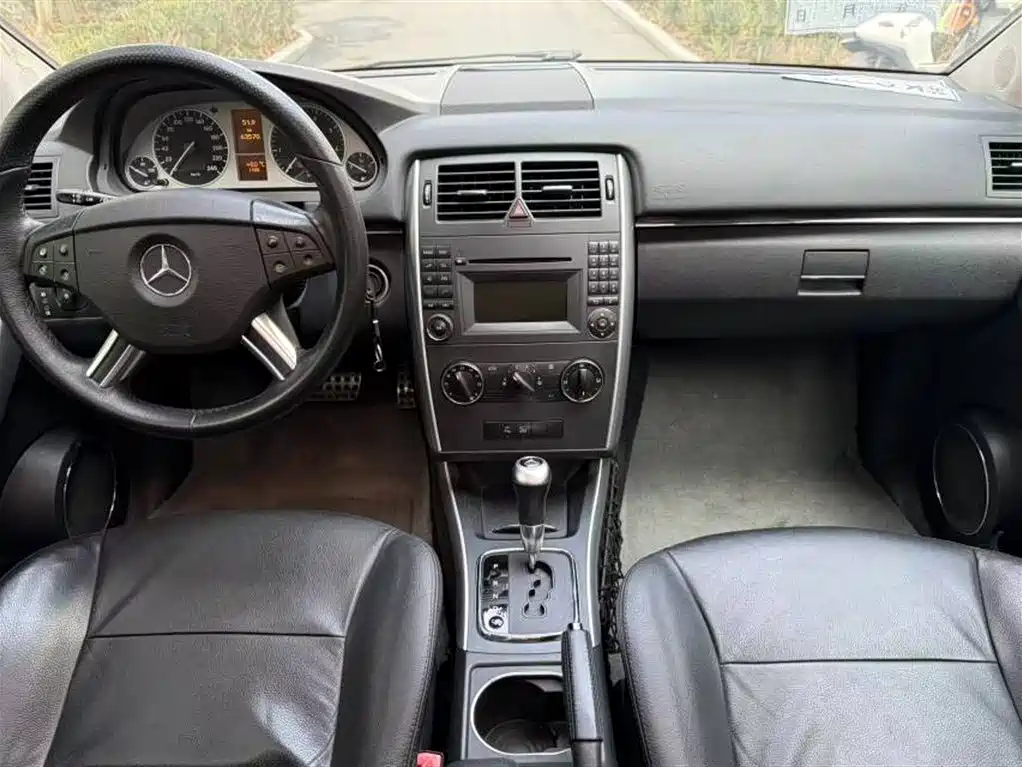 Mercedes-Benz B-Class 2011