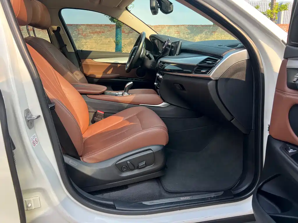 BMW X6 2019 — фото 16