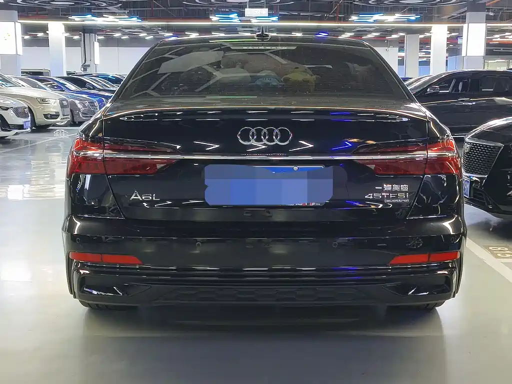 Audi A6L 2025 — фото 17