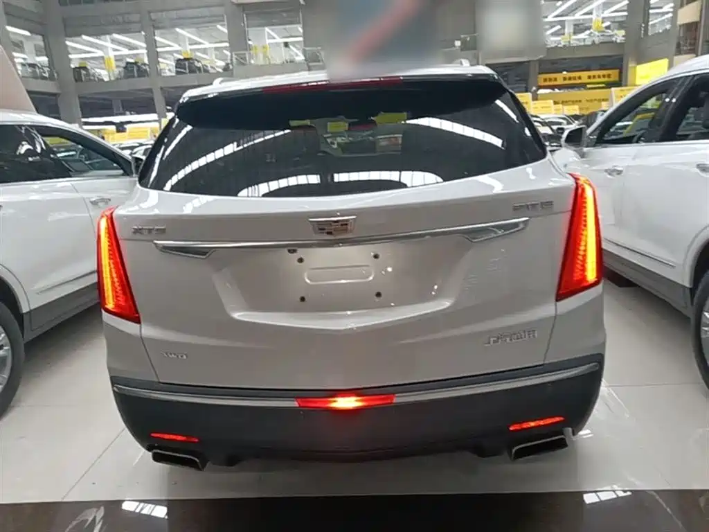 Cadillac XT5 2018 — фото 6