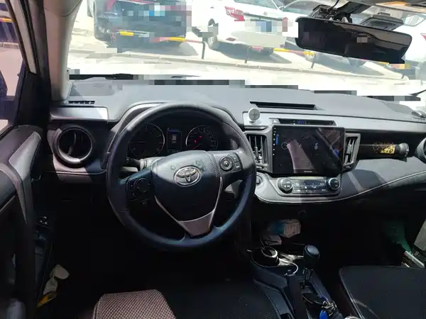 Toyota RAV4 2019