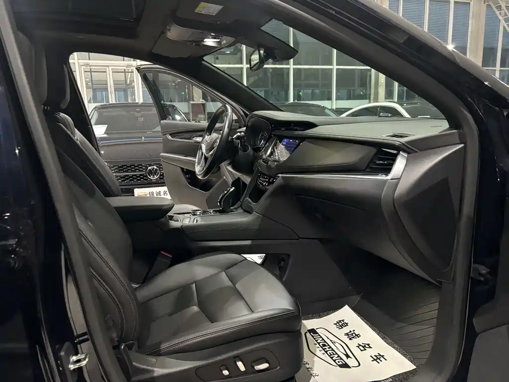 Cadillac XT5 2021 — фото 10