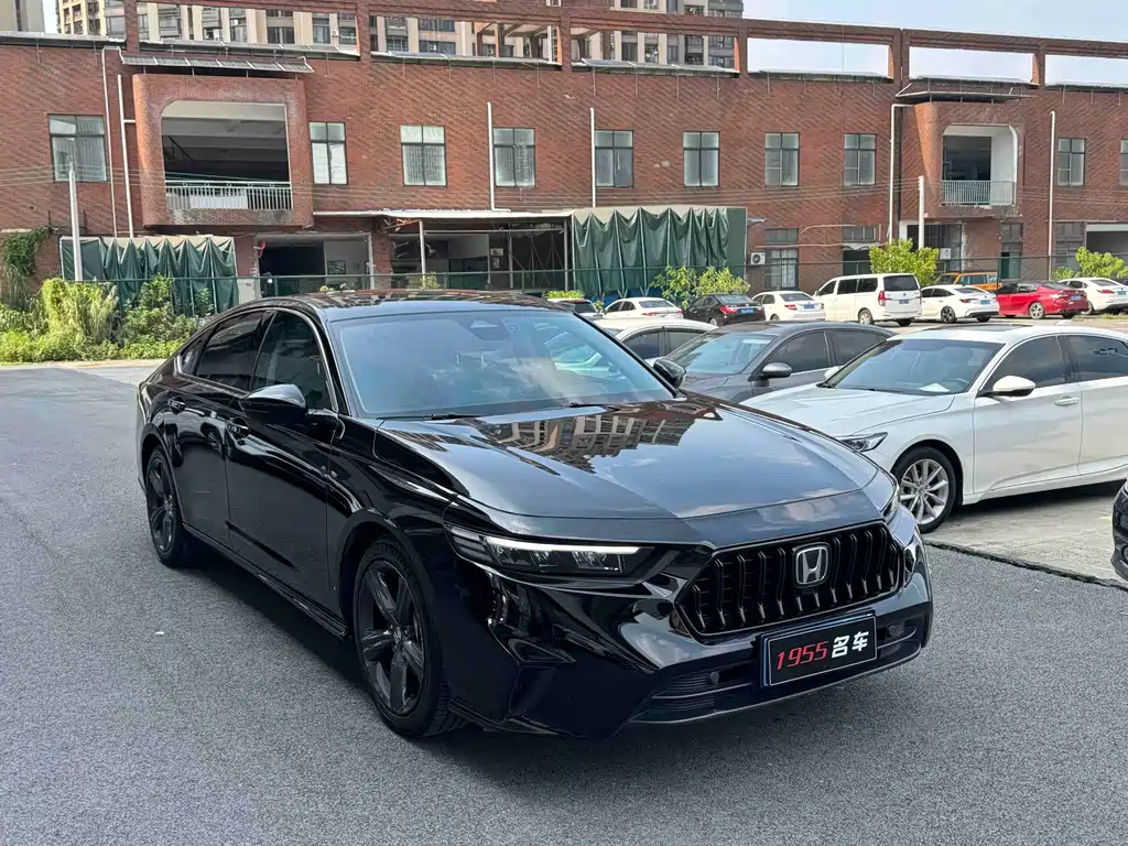 Honda Inspire 2024 — фото 3