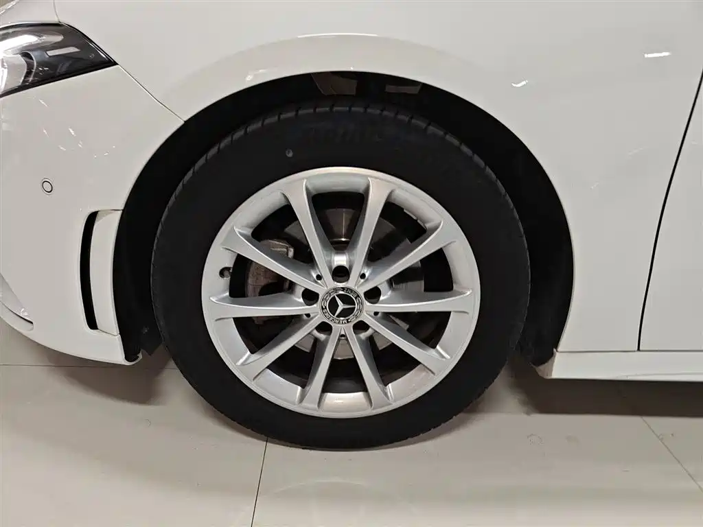 Mercedes-Benz A-Class 2020 — фото 23