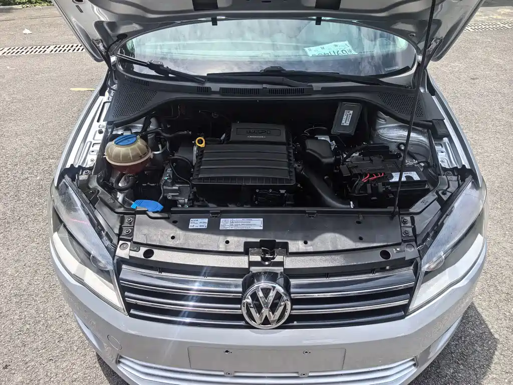 Volkswagen Jetta 2016 — фото 15