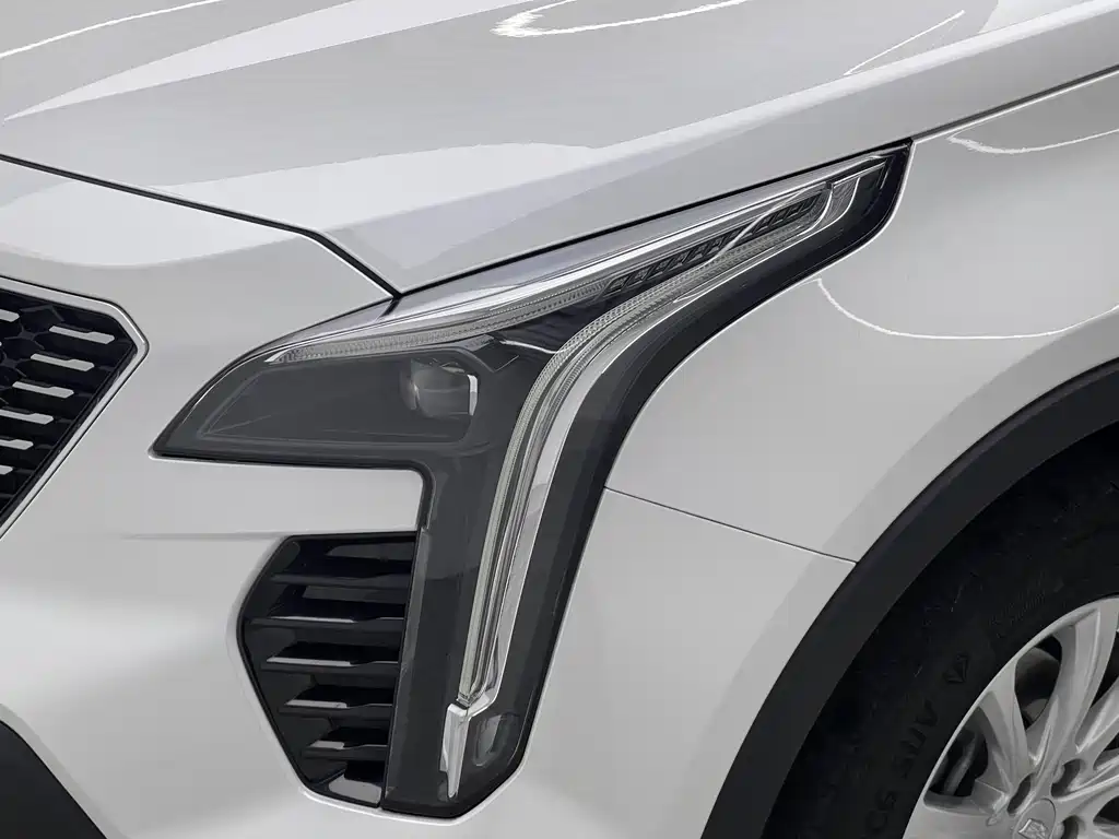 Cadillac XT4 2022 — фото 18