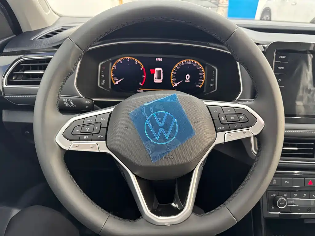 Volkswagen Tharu