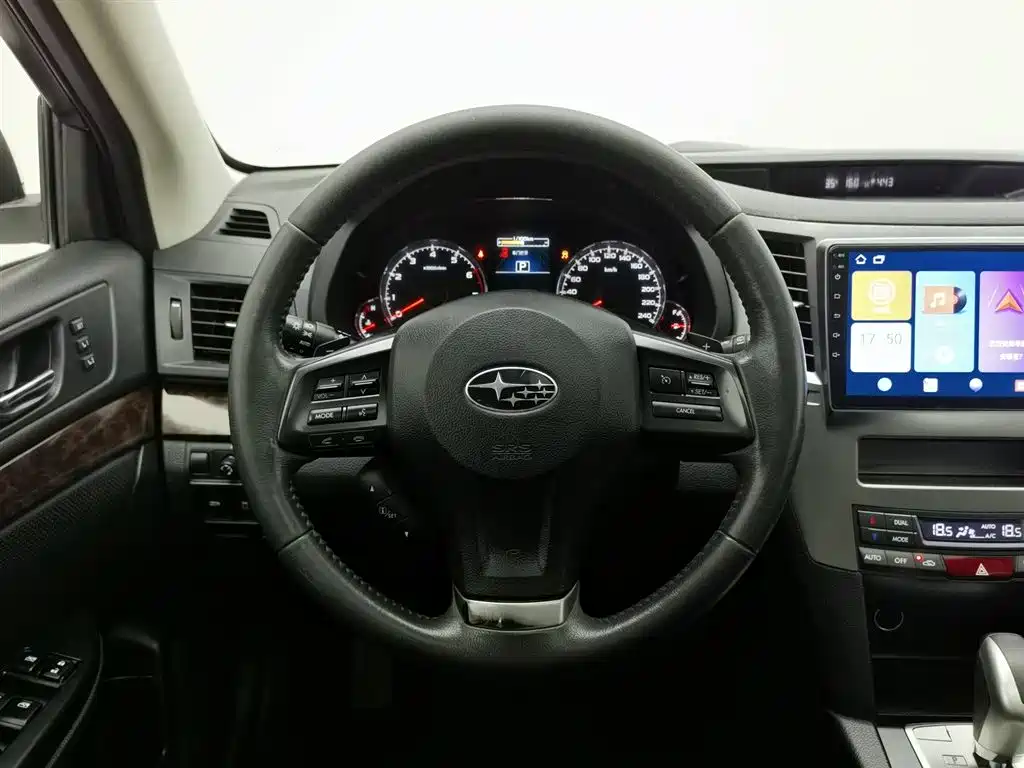 Subaru Outback 2013 — фото 11