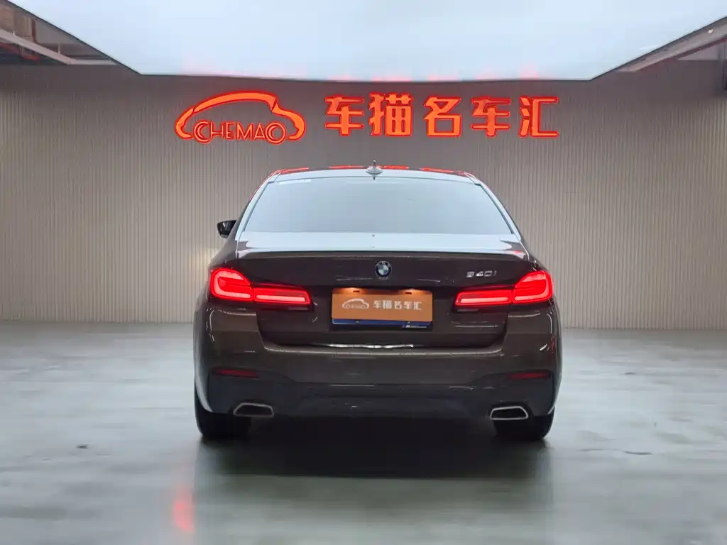BMW 5 Series 2021