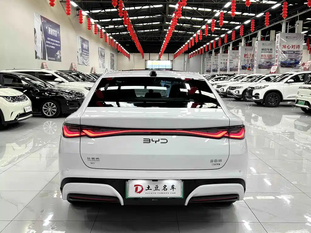BYD Seal 06 2025