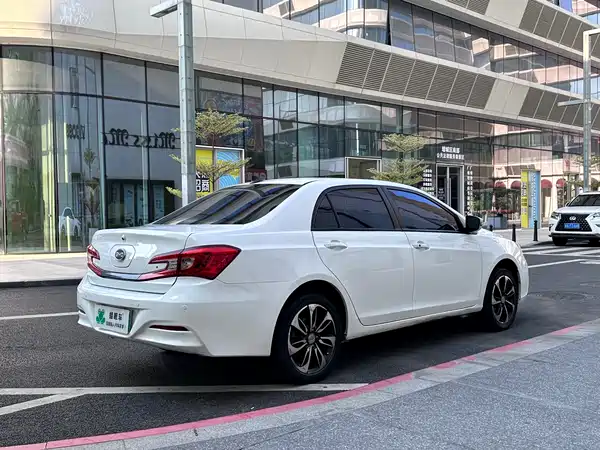 BYD Qin NEV 2015