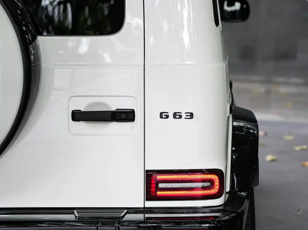 Mercedes-Benz G-Class AMG 2025 — фото 9