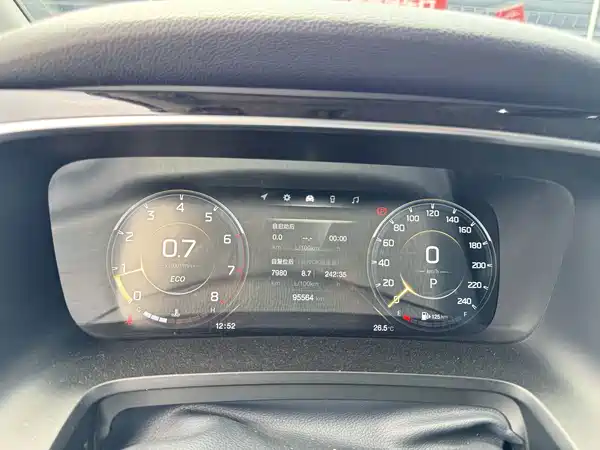 GAC Trumpchi M8 2022
