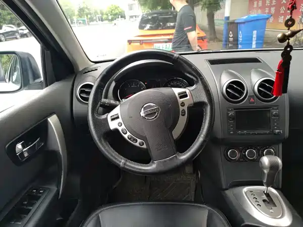 Nissan Qashqai 2015