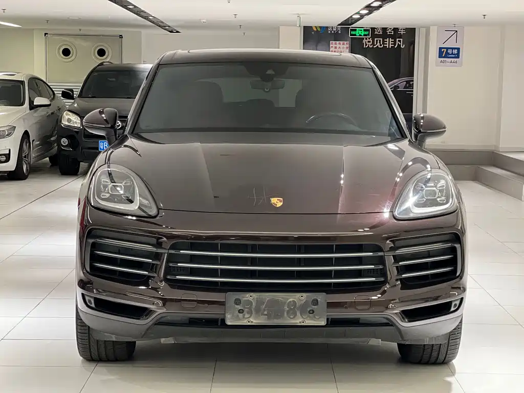 Porsche Cayenne 2020 — фото 2