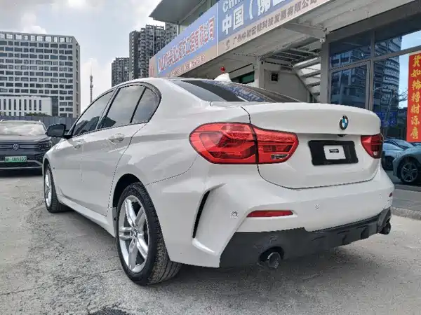 BMW 1 Series 2022