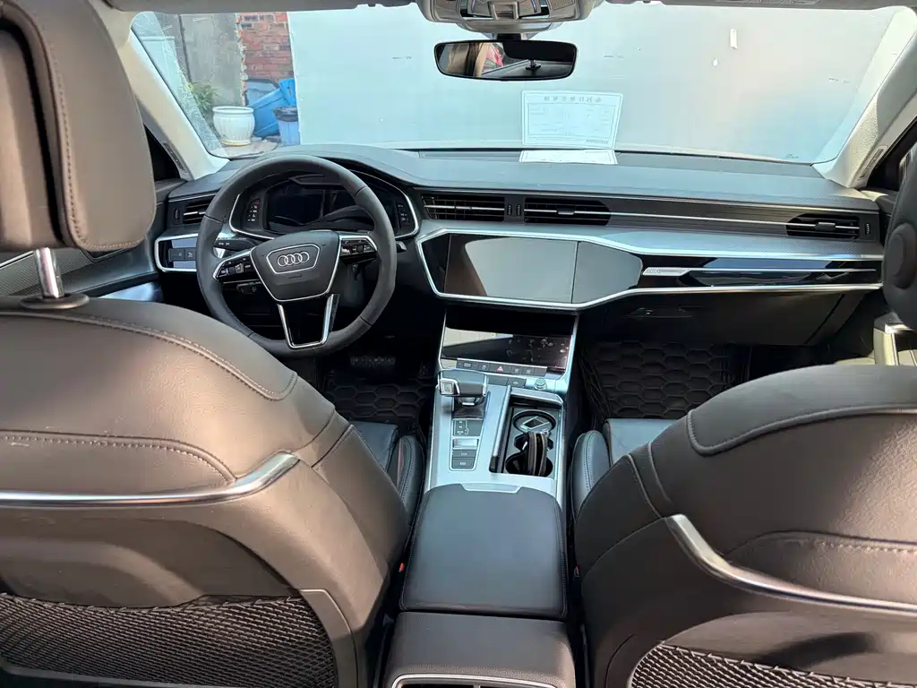 Audi A6L 2021