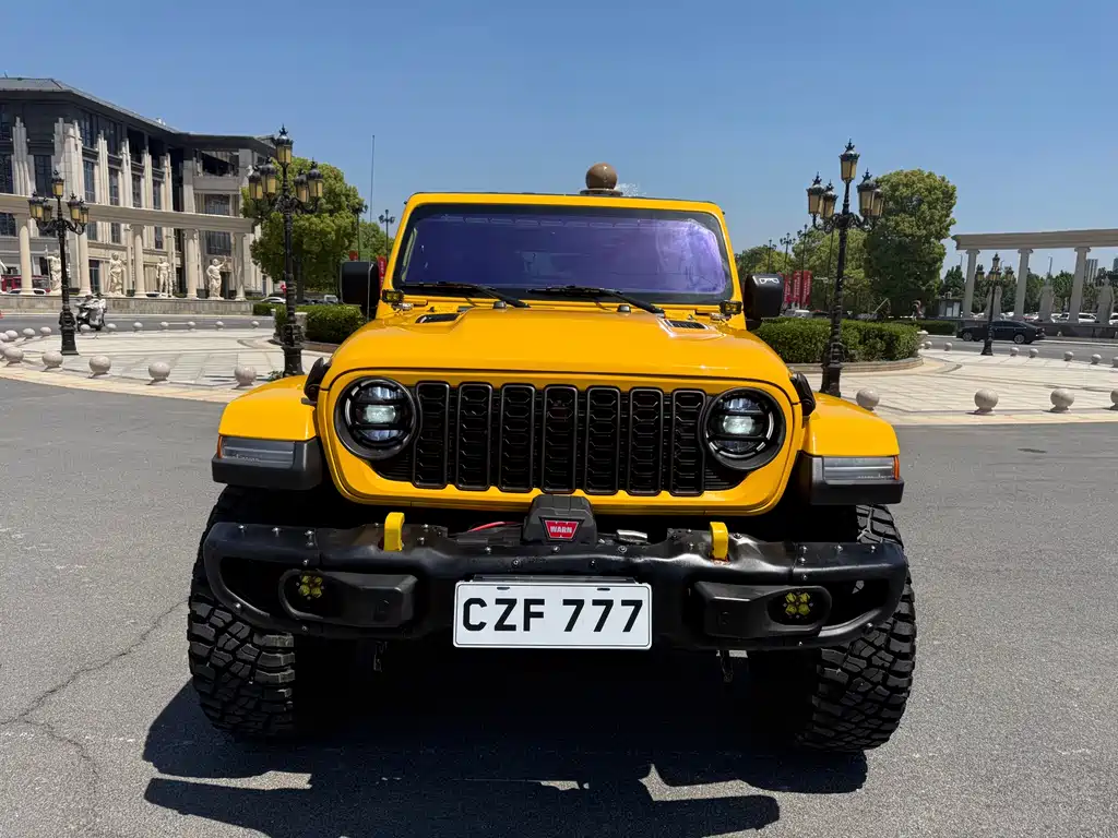 Jeep Wrangler 2021 — фото 2