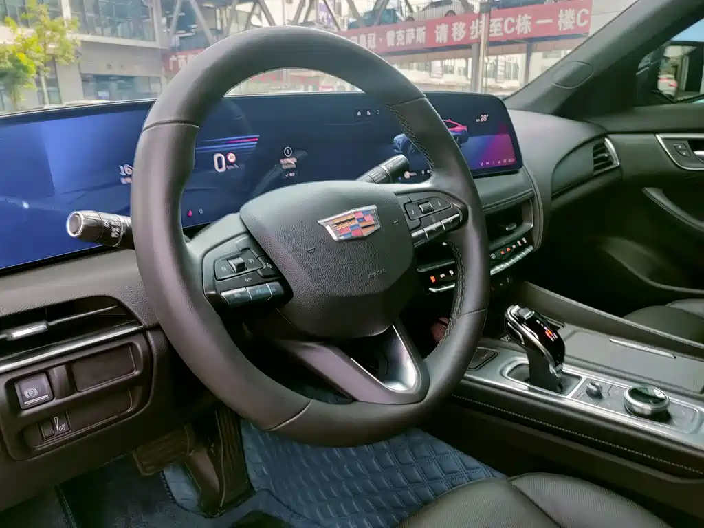 Cadillac CT5 2025 — фото 20