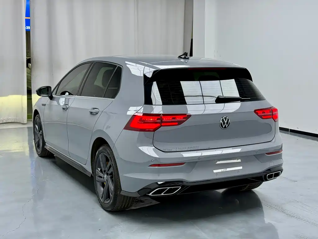 Volkswagen Golf 2023 — фото 16