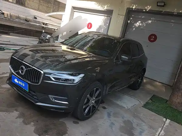 Volvo XC60 Plug-In Hybrid 2019