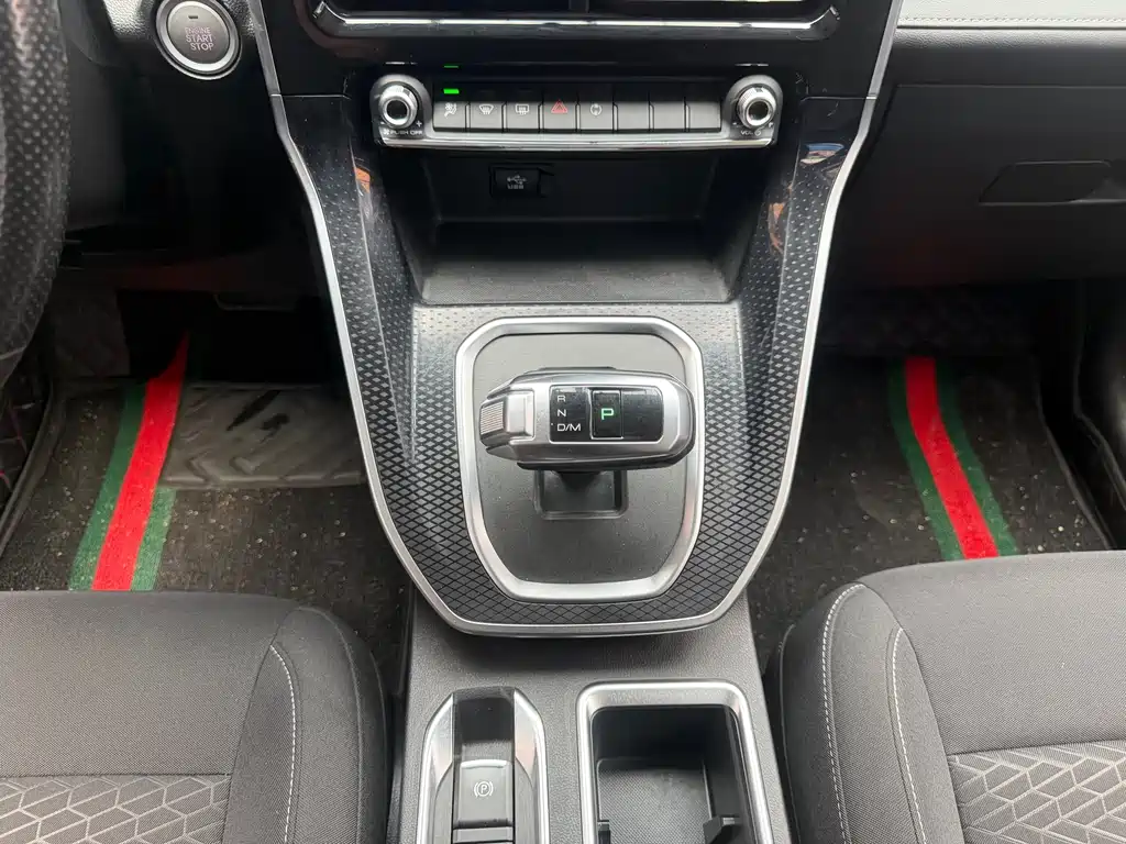 Haval M6 2023 — фото 18
