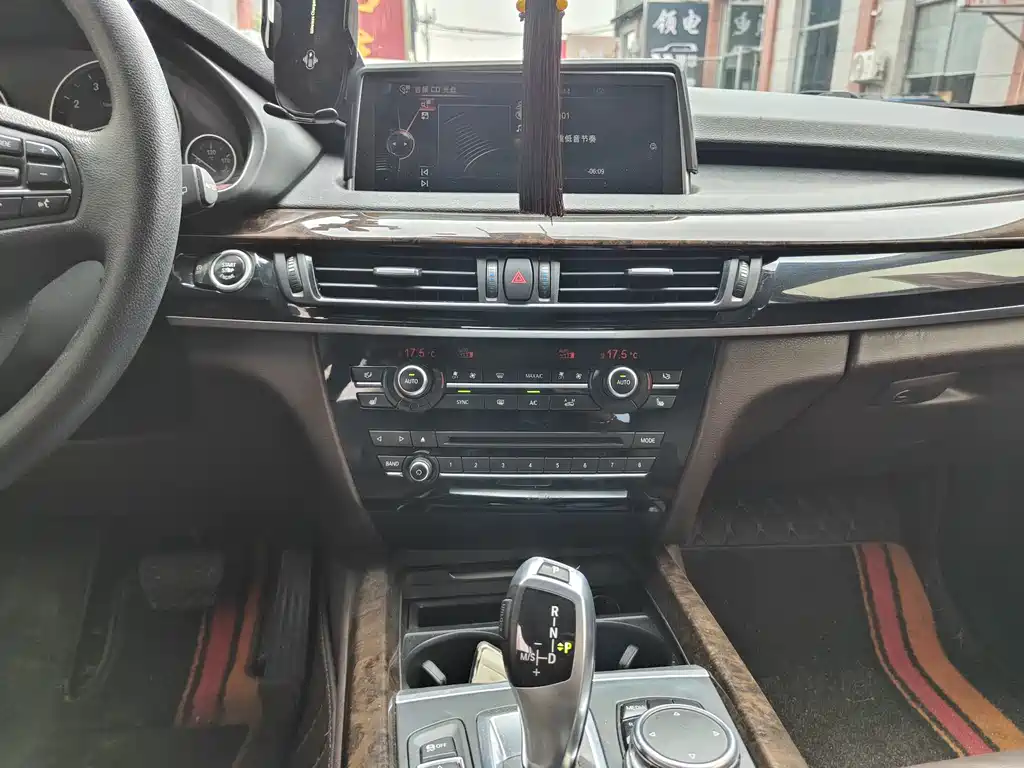 BMW X5 2015 — фото 10