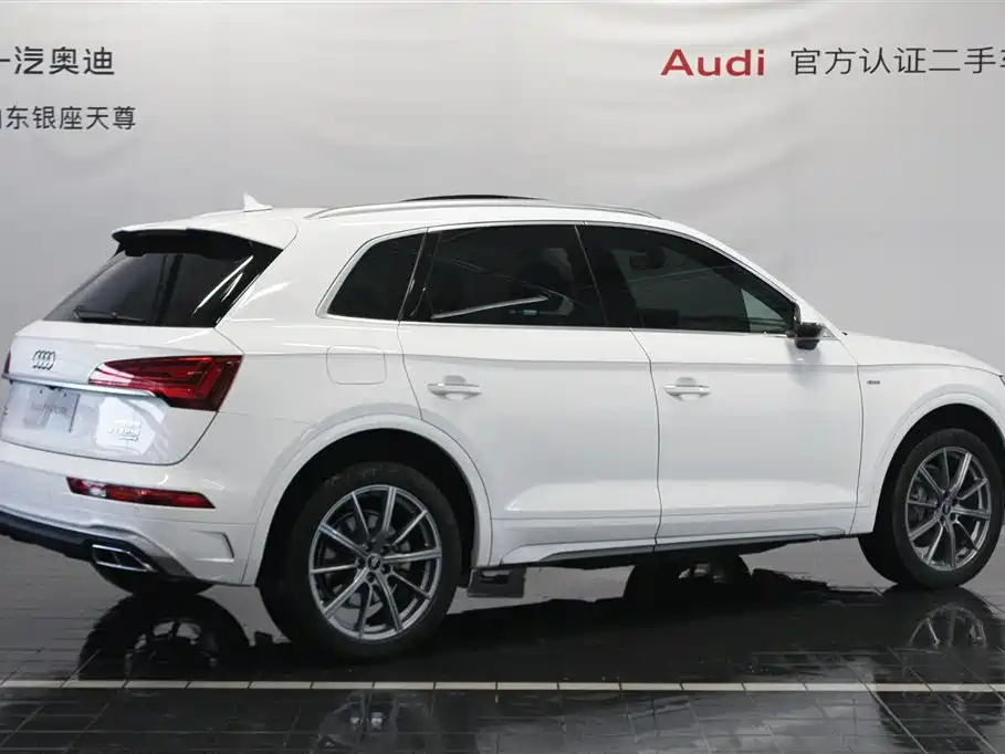 Audi Q5L 2023 — фото 5