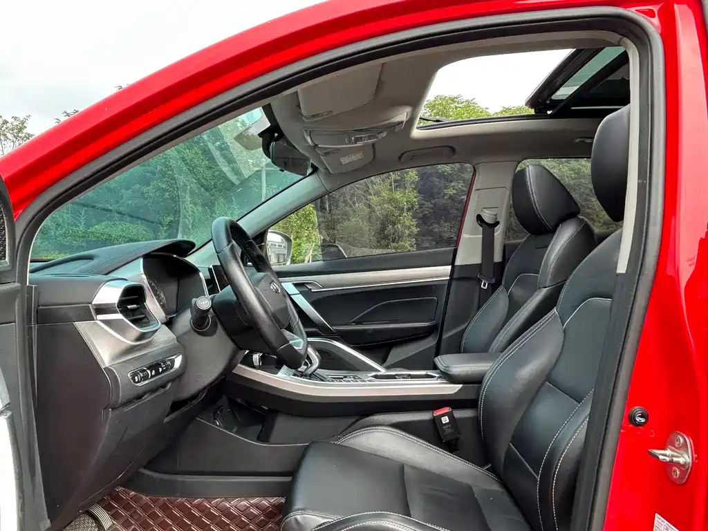 Geely Binyue 2019 — фото 9