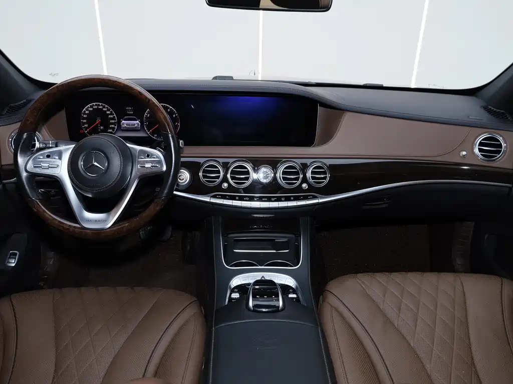 Mercedes-Benz Maybach S-Class 2018 — фото 14