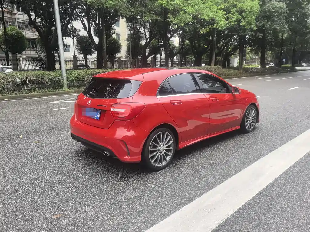 Mercedes-Benz A-Class 2015