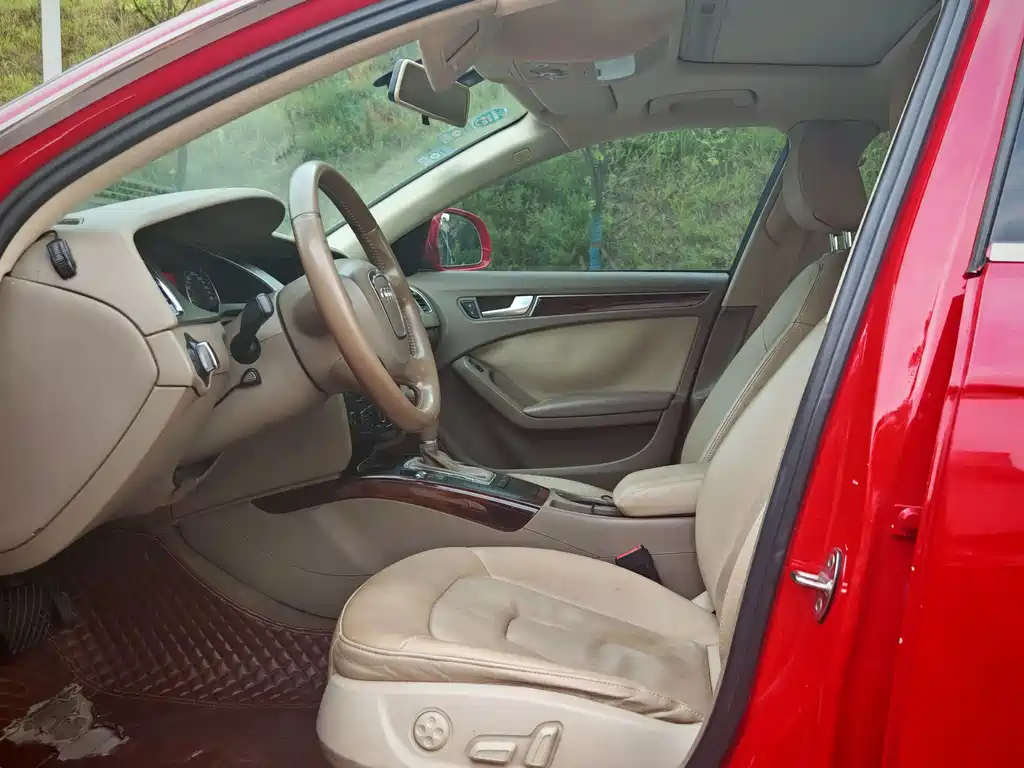 Audi A4L 2010