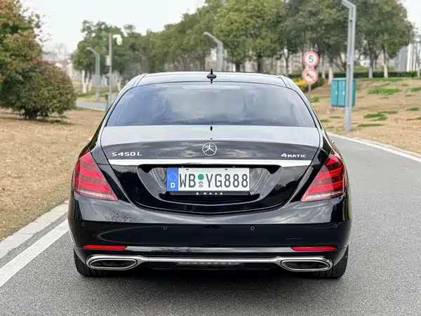 Mercedes-Benz S-Class 2021