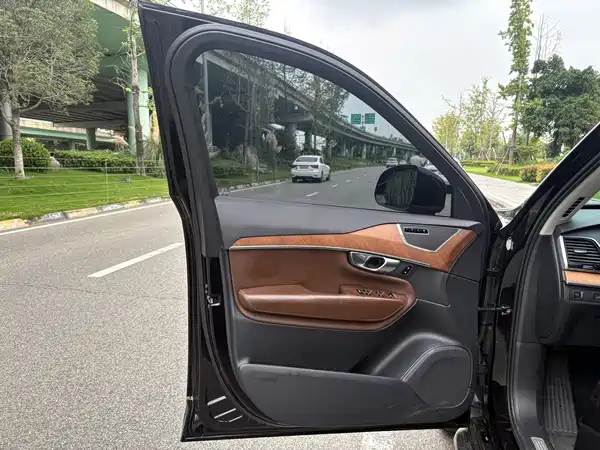 Volvo XC90 2018