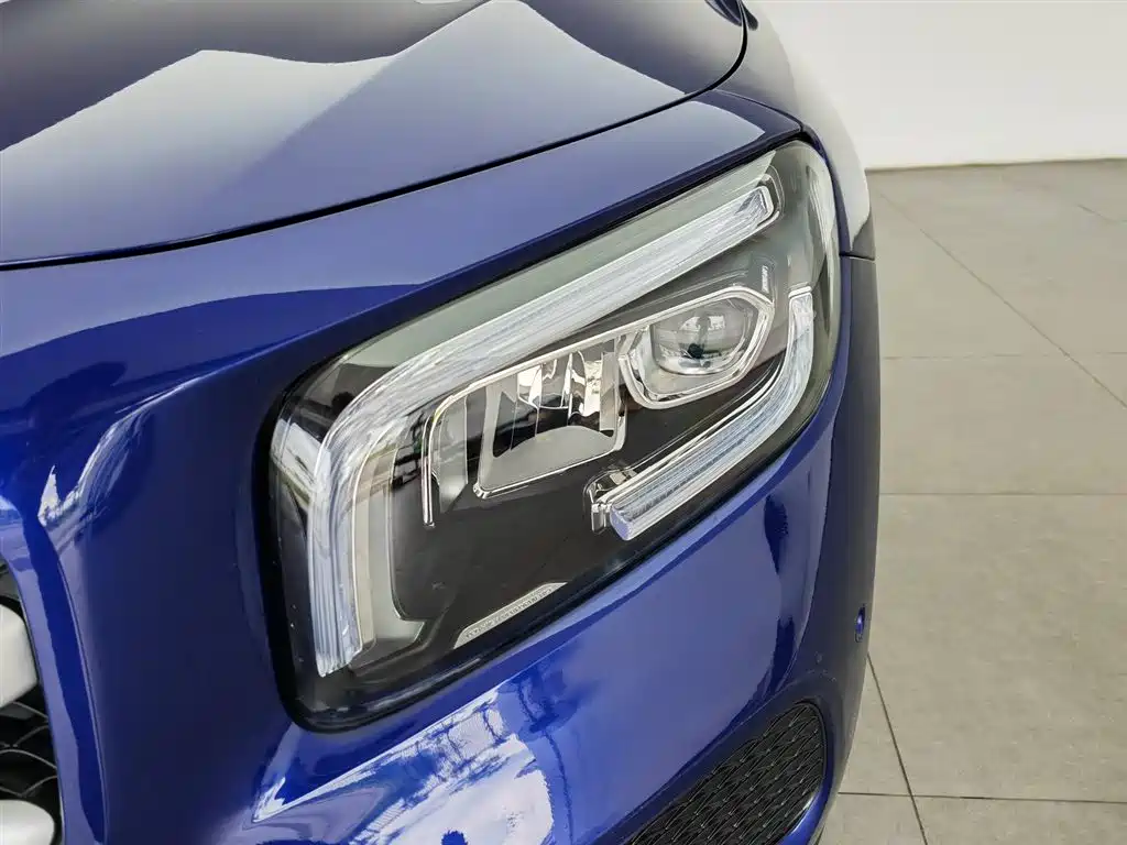 Mercedes-Benz GLB 2020