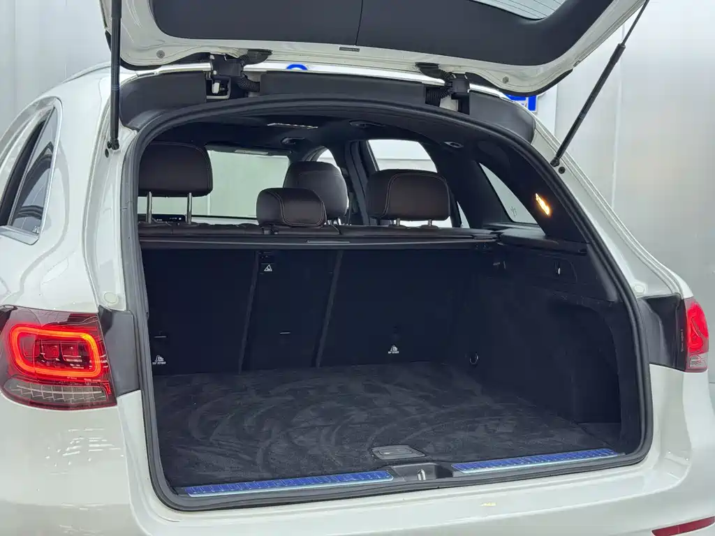 Mercedes-Benz GLC 2020 — фото 15