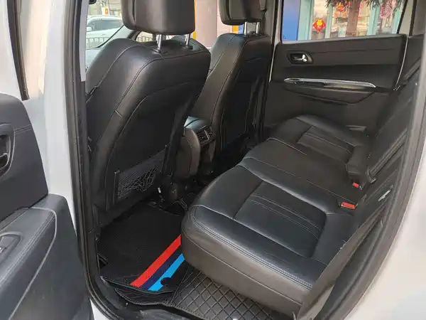 Peugeot 3008 2013
