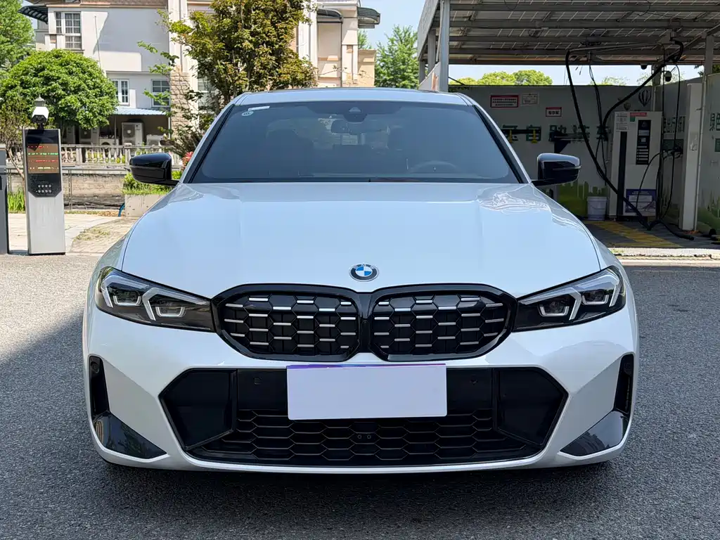 BMW 3 Series 2024