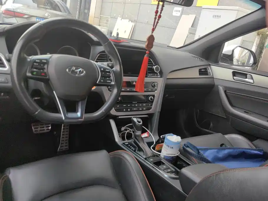 Hyundai Sonata 2016 — фото 12