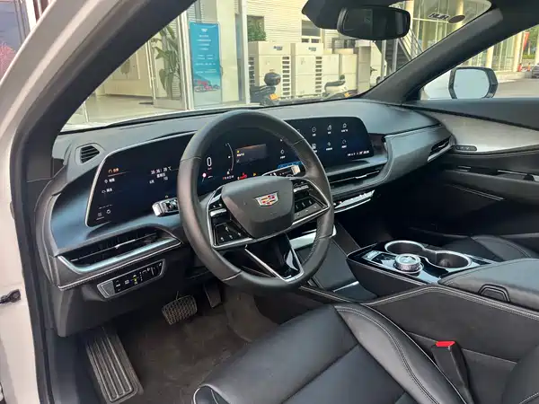 Cadillac GT4 2024