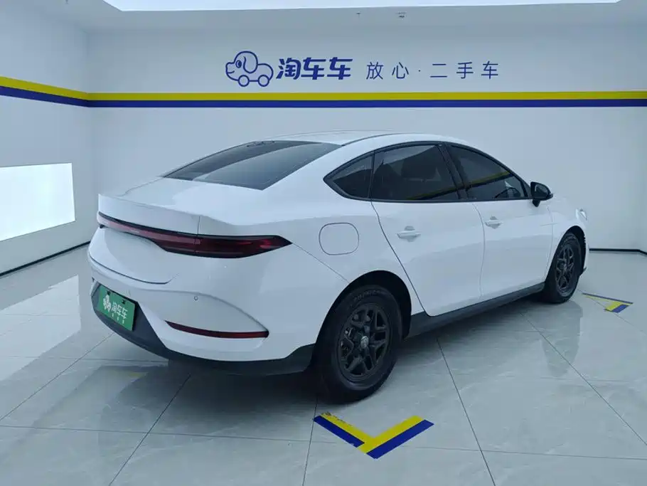 BYD Qin PLUS 2025 — фото 3