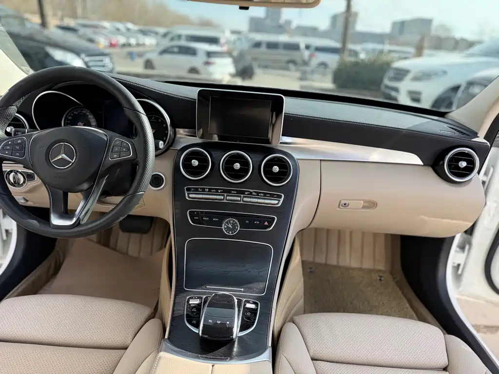 Mercedes-Benz C-Class 2015 — фото 20